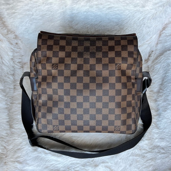 Authentic Louis Vuitton Damier Ebene Naviglio Crossbody - Picture 2 of 11